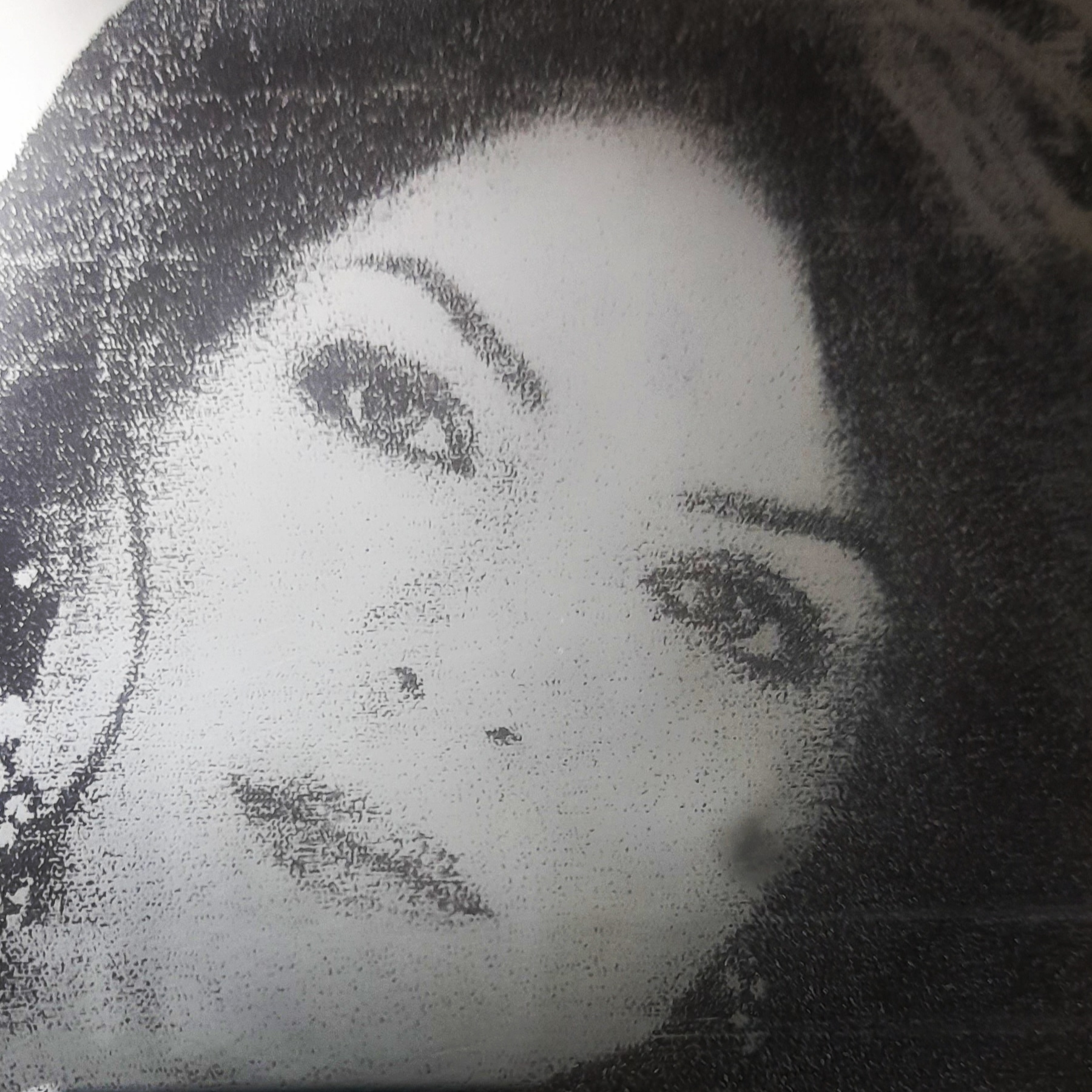 حکاکی روی آینه